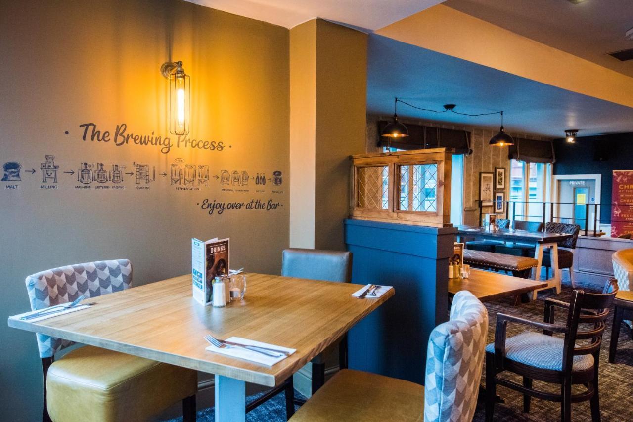 The Caledonian Hotel Leven  エクステリア 写真