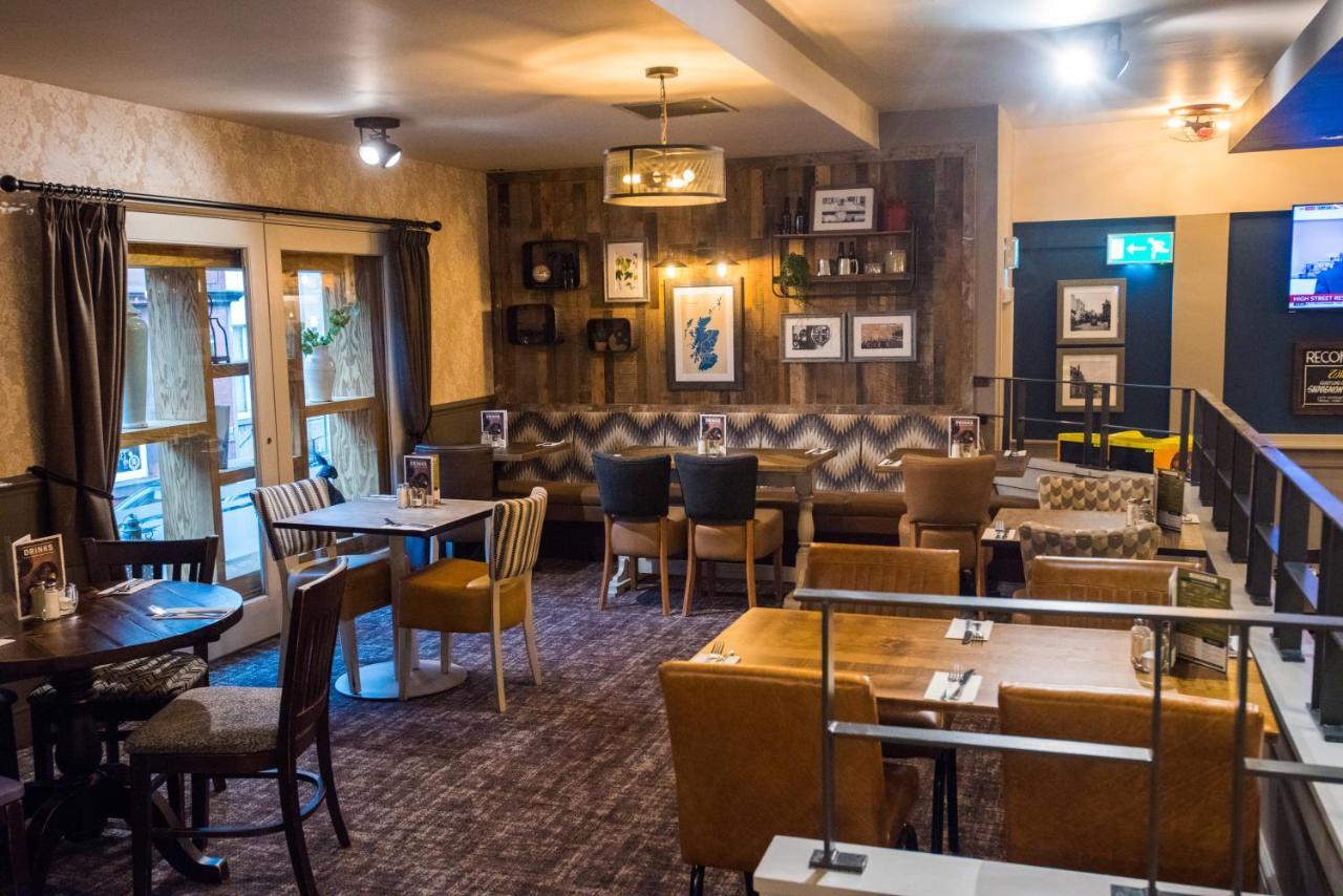 The Caledonian Hotel Leven  エクステリア 写真